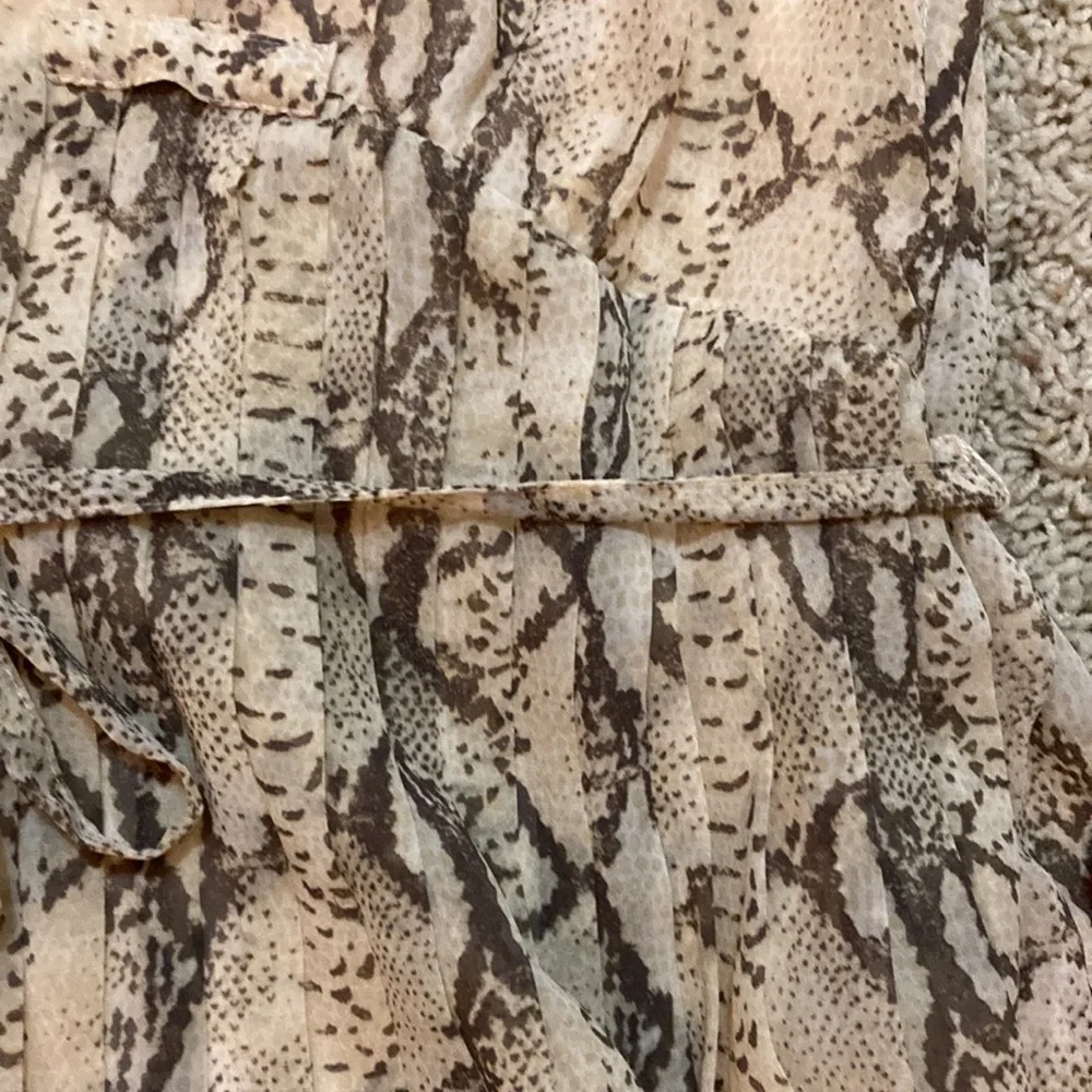 H&M snakeskin printed dress - Picture 3 of 3